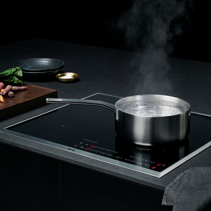 Pannid AEG induktsioonpliidil